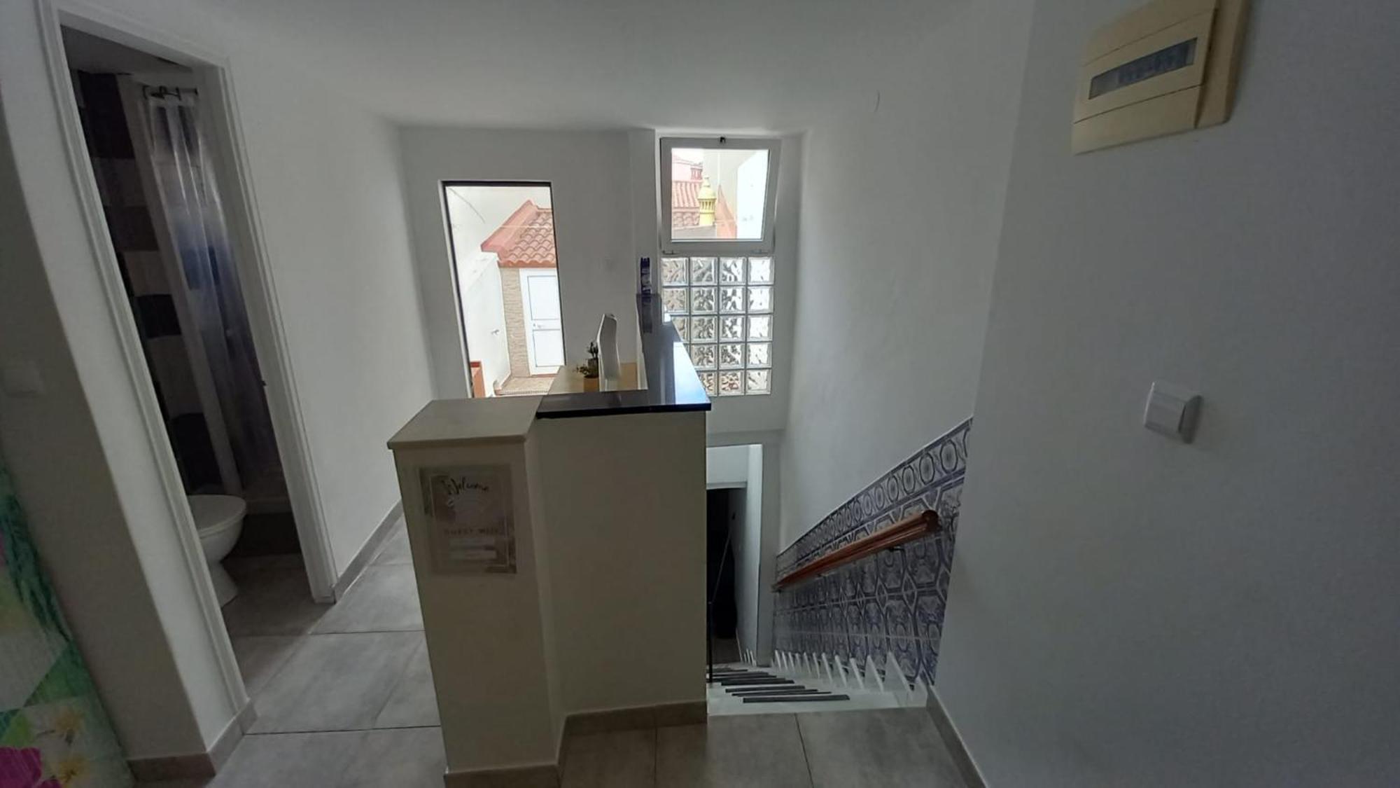 Alvito Guest House - Comfortable Room With Private Bathroom Lisbon Bagian luar foto